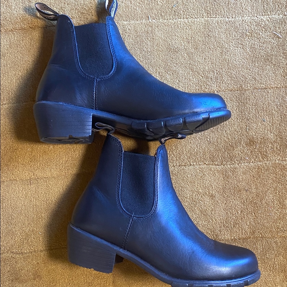 Blundstone black Leather Slip-On Boots